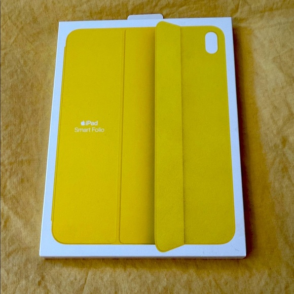 NWT Apple iPad Smart Folio - Bright Yellow - Picture 1 of 6